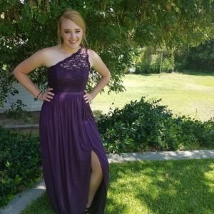 Meet your Posher, Delaney